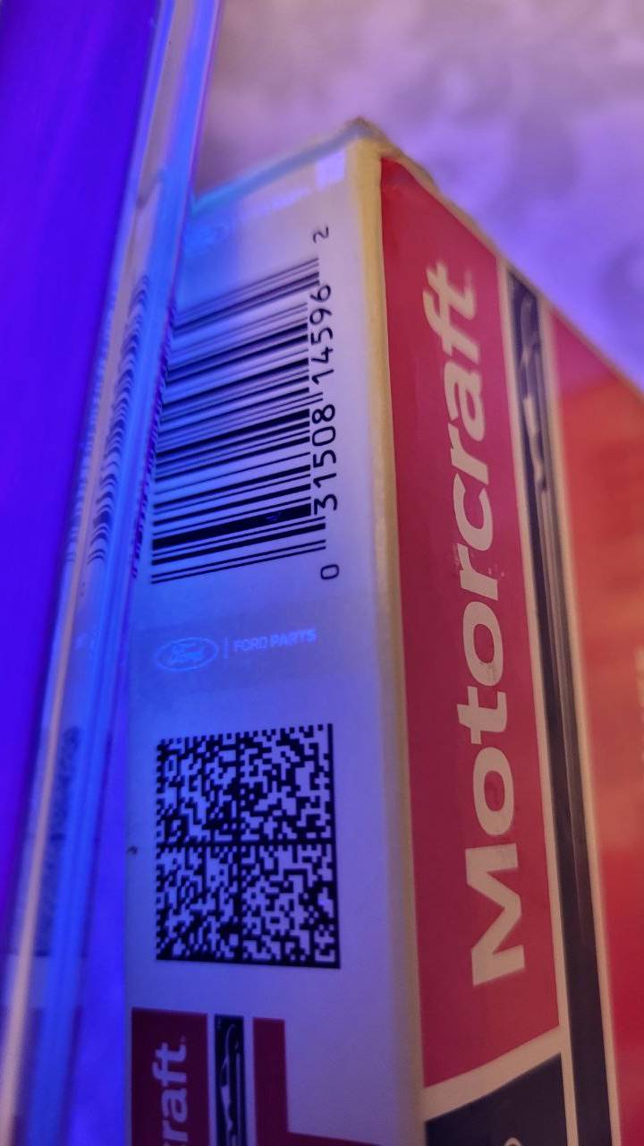 Проверка упаковки свечей Motorcraft на оригинальность