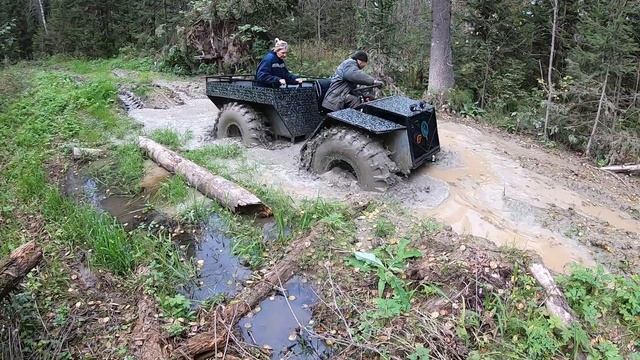 Первые 17км по лесу на своем каракате.