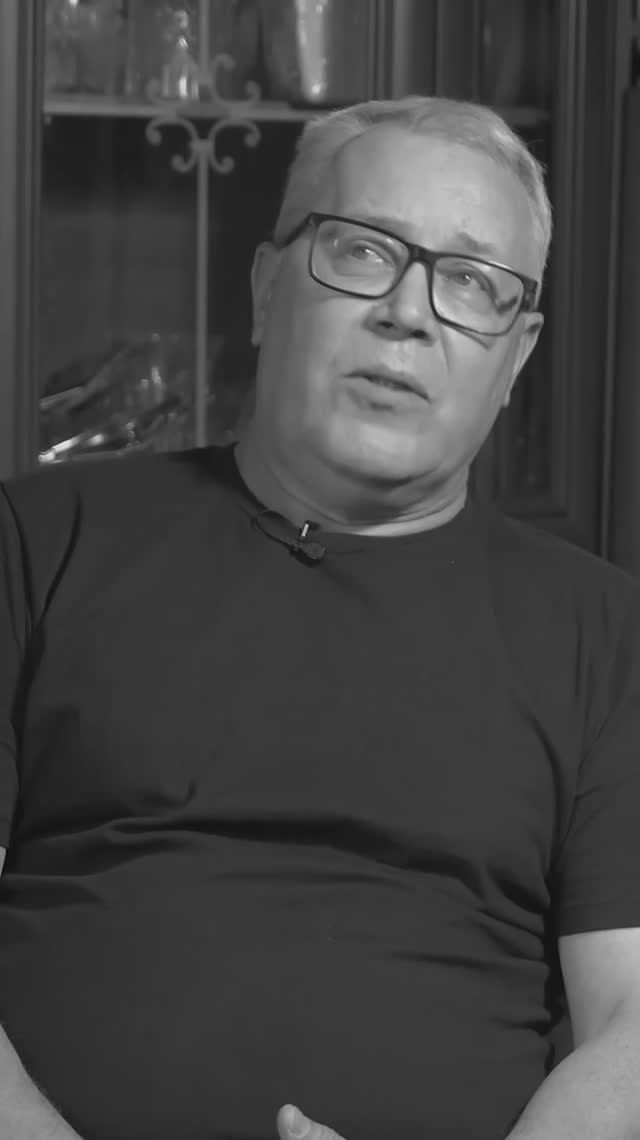 🟩 «Я РЕШИЛ НАЙТИ СВОЕГО ОТЦА».  Сергей СЕЧЕНКОВ. (Фрагмент).