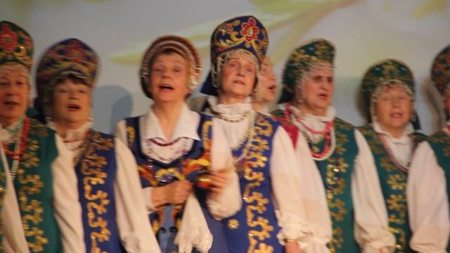 Хор Рязаночка. 
Руководитель Ревера Надежда Дмитриевна