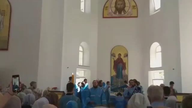 Первая литургия в храме Успения Пресвятой Богородицы в Бештаугорском Второафонском мужском монастыре