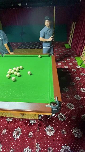 Учимся играть бильярд