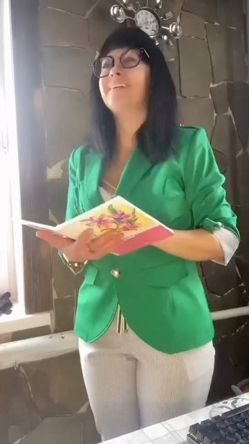 Опытная секретарша😂