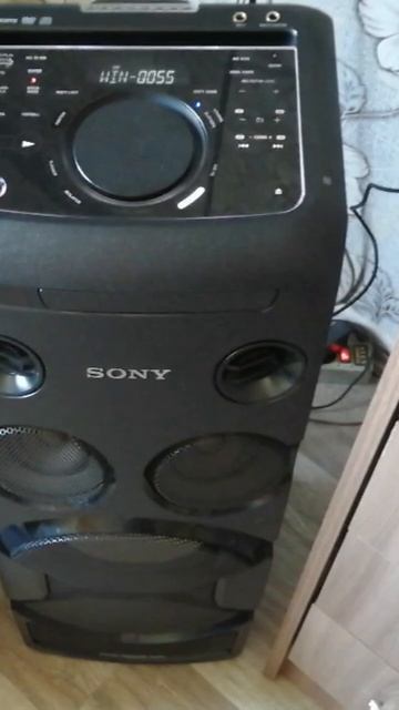 колоночка Sony за 30К