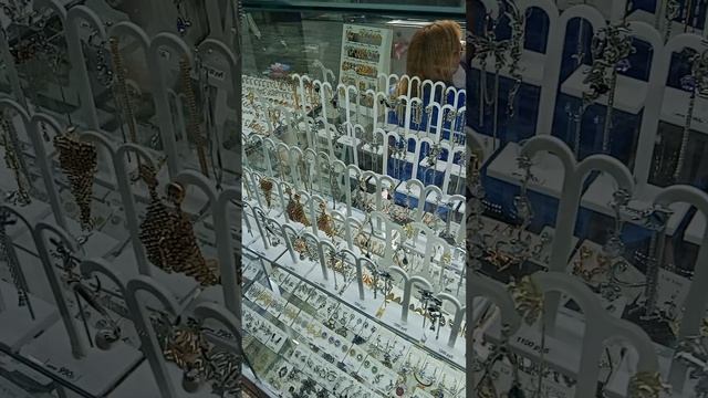 красота в ТЦ ОМСКИЙ.