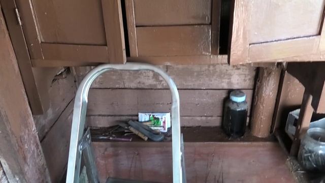 Отремонтировал старую мебель из детства