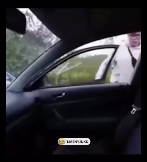 😁