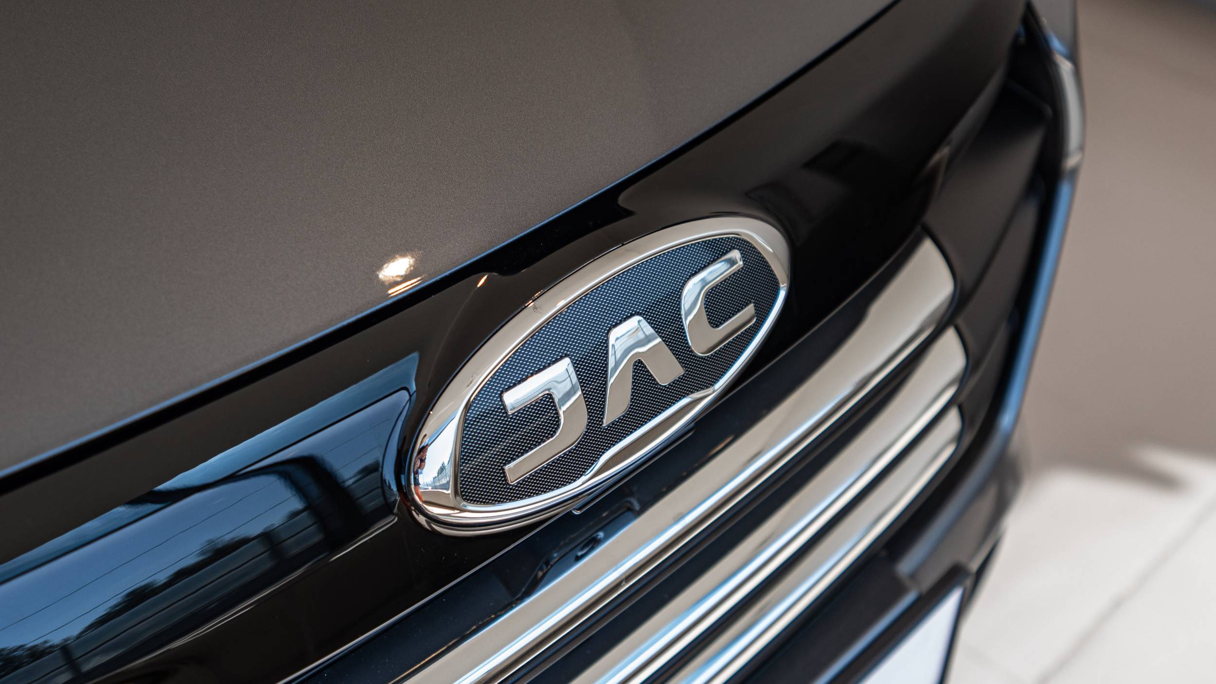 JAC JS3 (LUXURY) MT Серая платина