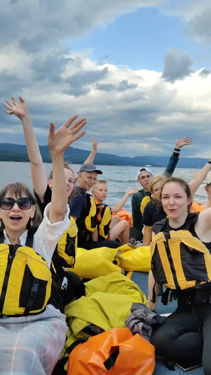 Красноярские походы, подробнее на стене группы