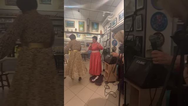 1000575295.mp4 МУЗЫКАЛЬНЫЙ ФЕЙЕРВЕРК-2. Концерт в юбилей . 16.06.2025. У микрофона Людмила ЛЫКОВА