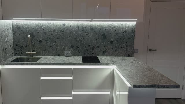 Кухня в белом цвете