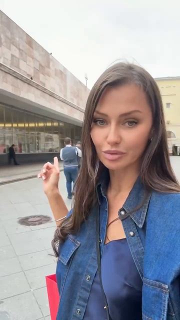 Как Виктория Боня бомжевала в метро 🚇