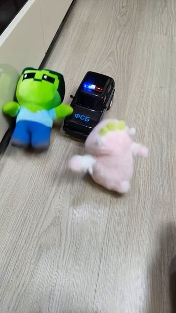 ЗОМБИ НАПАЛО НА ХАСИПУПУ Артикул на ВБ: 460577648  #мягкиеигрушки #popmart #hacipupu #minecraft