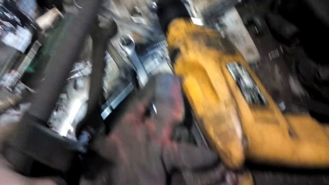 ваз 2101 / 7 замена сайлентблоков реактивных тяг