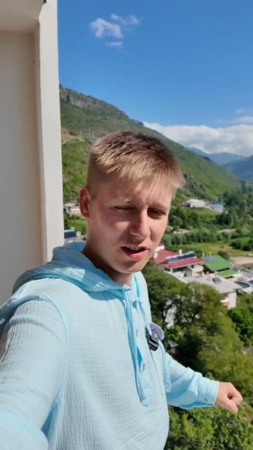 Доброе утро! Мы в Турции, в горах, недалеко от города Трабзон на Черном море! #турция #родион #черно