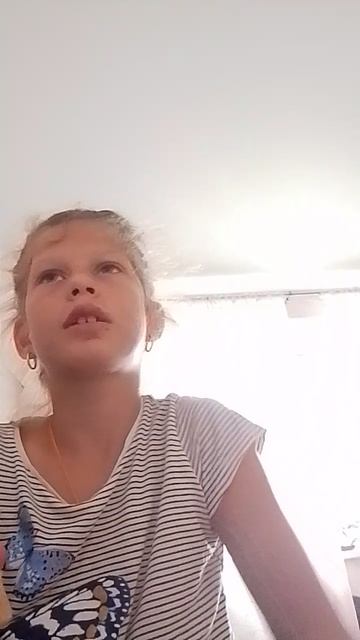 Никогда не играйте в Красную дверь и жёлтую дверь