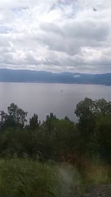 Байкал могуч в любую погоду...