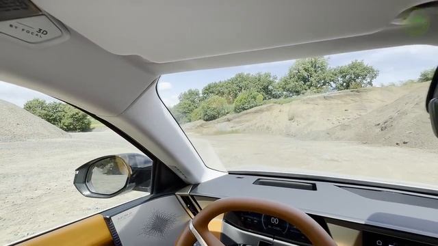 1000567375.mp4