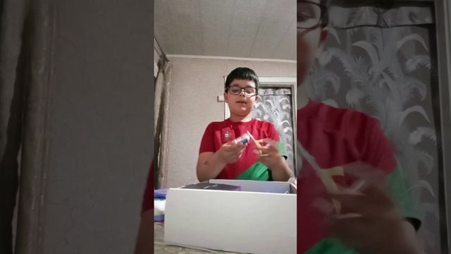 распаковка набора подарка для мальчика на тему "космос