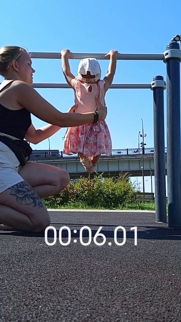 Спортсменка растет 🏅

#семья #дети #дочка #будни #жизнь