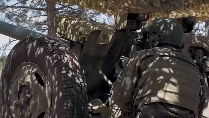 Расчет орудия Д-30 уничтожил пункт управления БПЛА ВСУ в Запорожской области