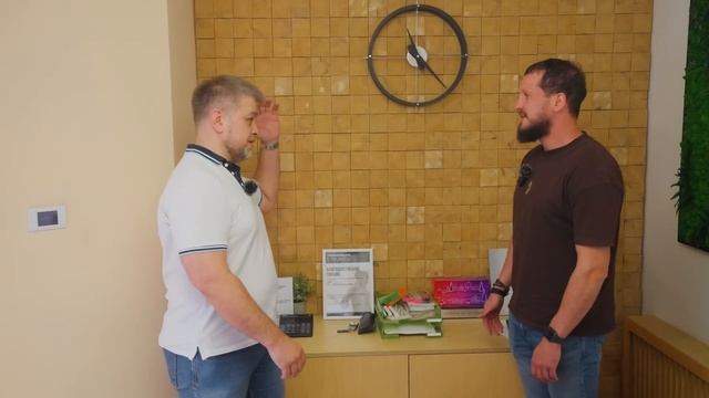 Строим дом самостоятельно с бригадой VS Обращаемся в строительную компанию/Косяки и Ответственность.