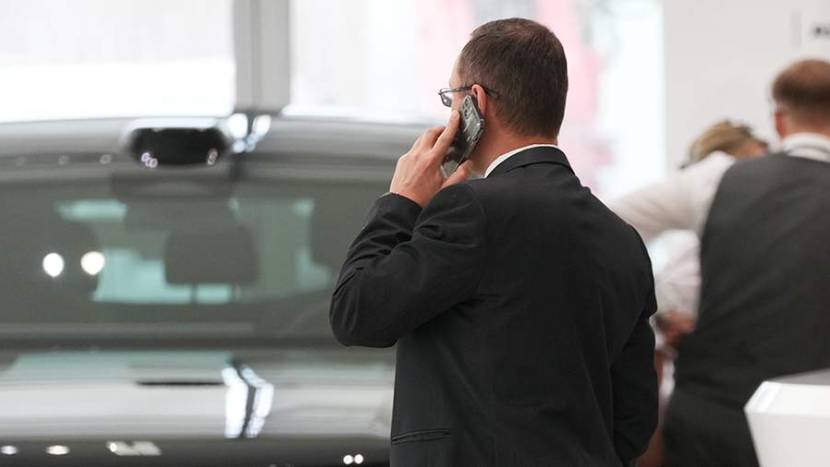 Россияне назвали главные причины отказа от покупки в автосалоне