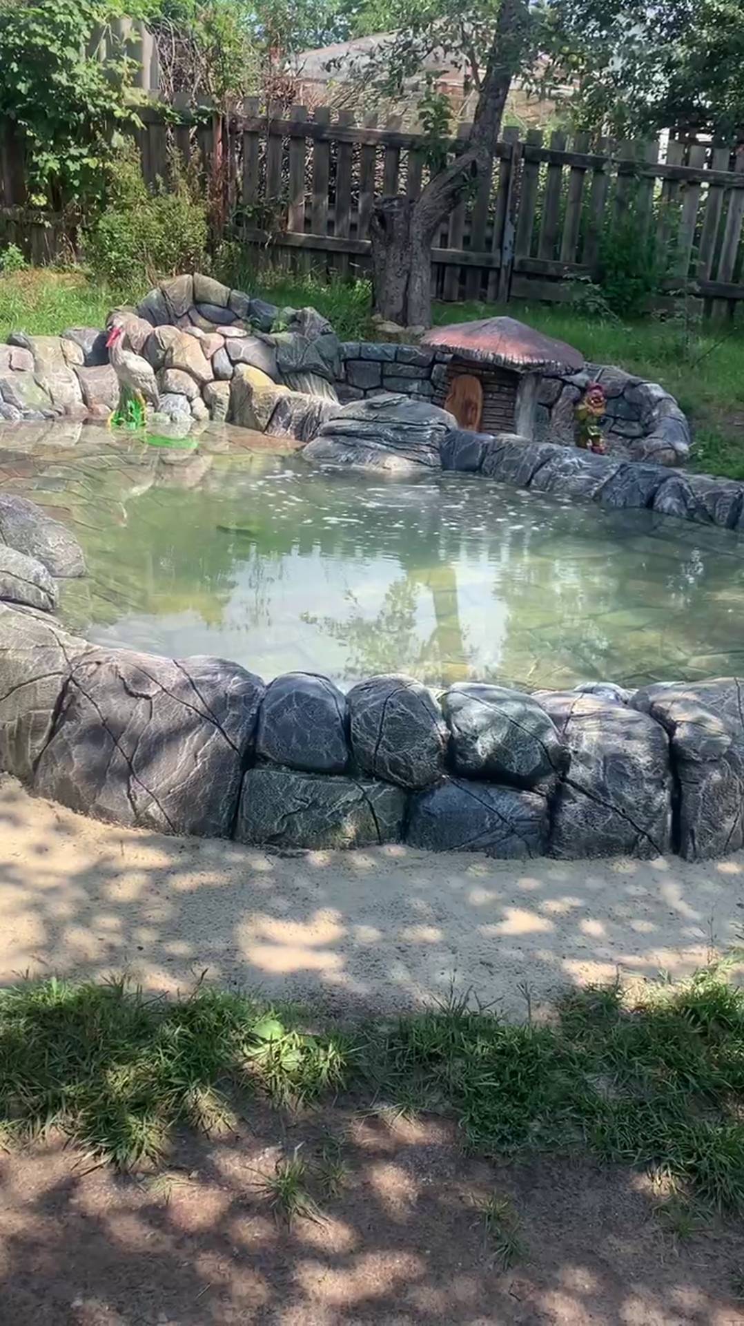 водоём на даче оформление декоративный камень арт бетон мастерская Котлярова. #стройка #творчество