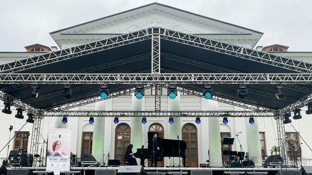 Валерий Макаров. Песенка герцога из оперы 