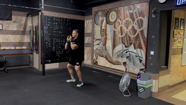 Взятие гири с Пола в сед|Kettlebell squat clean