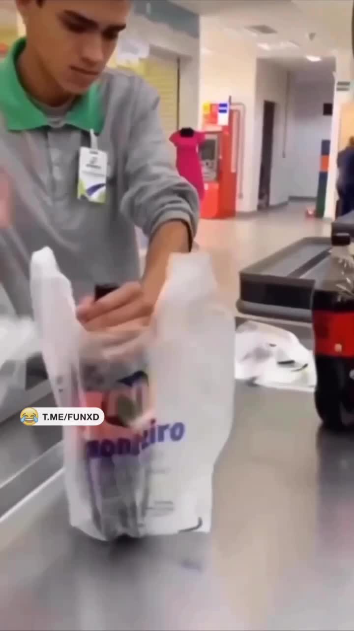 Я и пакеты в магазине😄