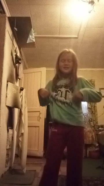 VID_20250719_221141.mp4