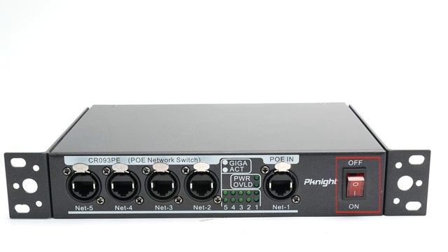 Быстрое руководство по сетевому коммутатору для сцены CR093PE (версия с POE)