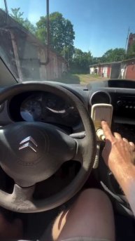 Этот мужчина точно не паникует от санкций