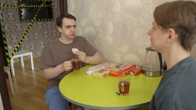 [OneTwo] КОРОЧЕ ГОВОРЯ, МОЙ СОСЕД ЗНАМЕНИТОСТЬ [feat. Mamix]