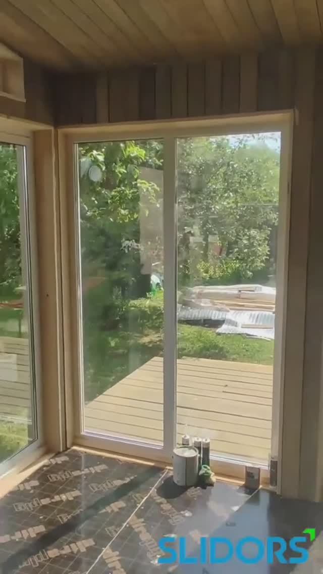 Остекление веранды системой СЛАЙДОРС