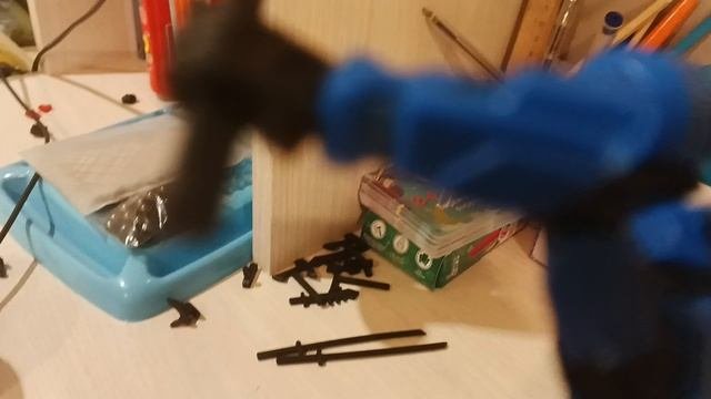 3 серия роботы попали в мир бой 1 часть