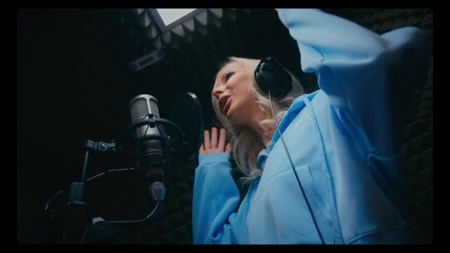 Ekaterina "Я тебя люблю" (Corona Film)