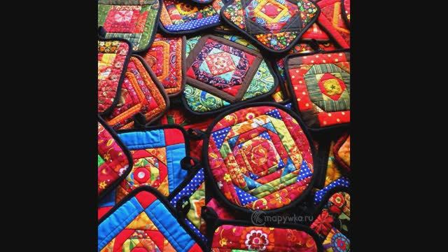 Лоскутные прихватки разной формы и размера