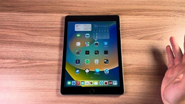 Apple iPad 5-th 2017 9.7 32gb | Актуальность в 2025 году