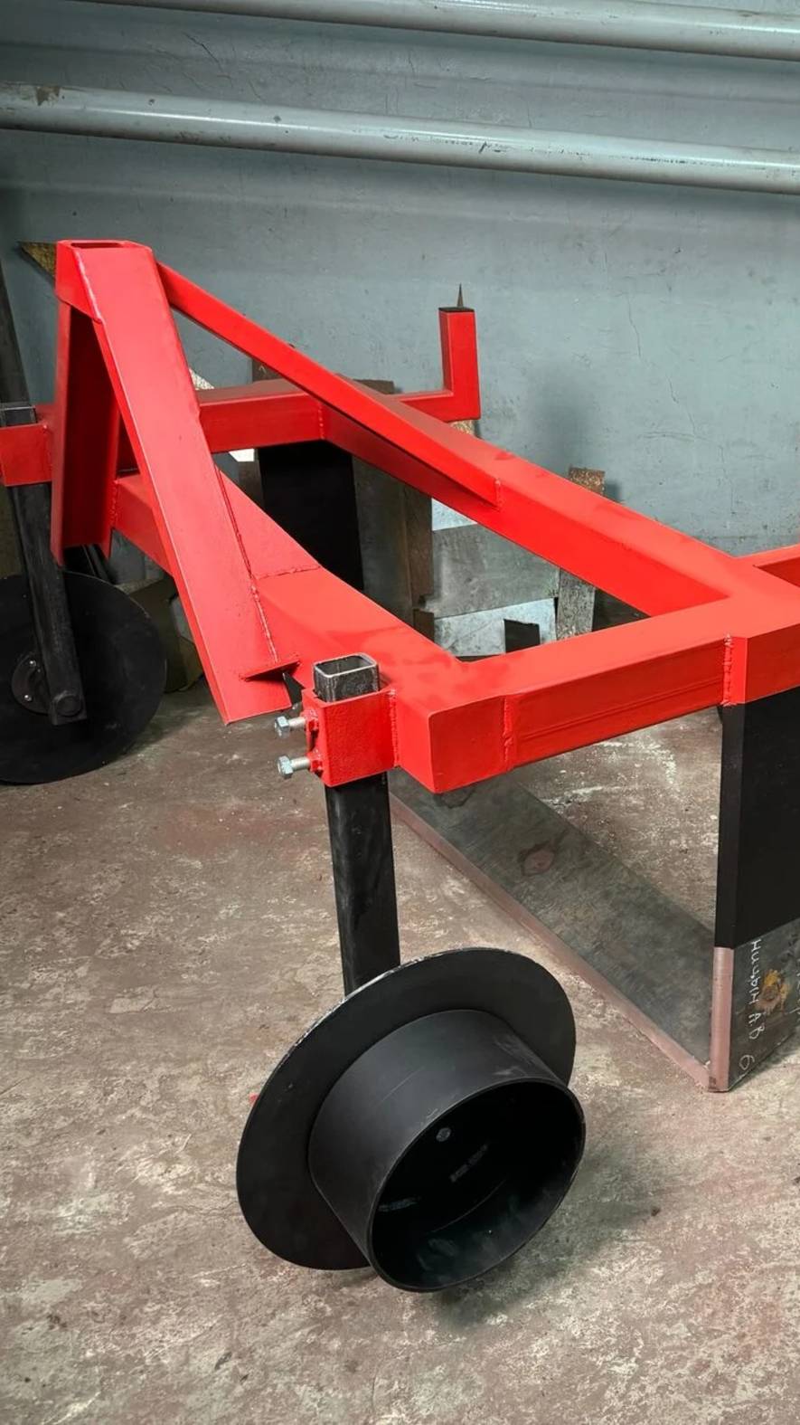 Скоба для выкопки чеснока