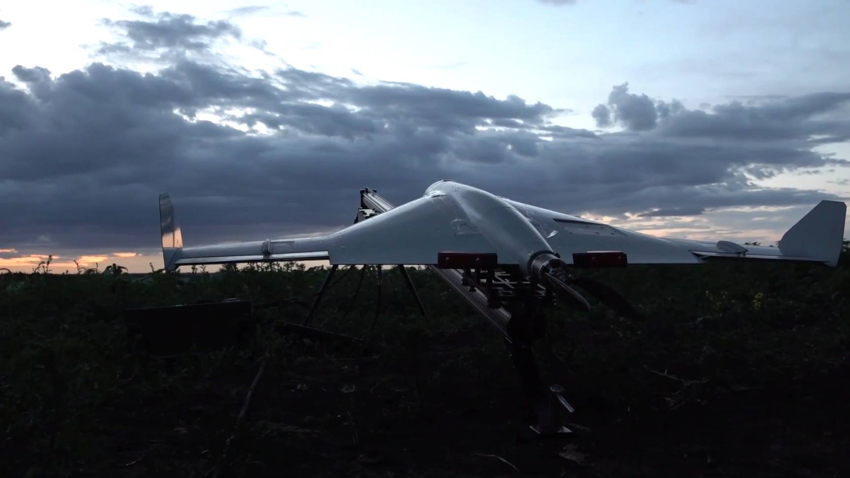 Точечный удар по замаскированной артиллерии ВСУ: боевая работа барражирующего боеприпаса «Куб»