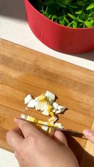 Давайте приготовим простой, быстрый и вкусный салат! 🥗 Пошаговый рецепт! 👉