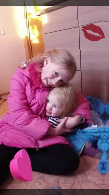 это я мне сделала моя сестра я ей а она мне это такой замен Я люблю тебя сестрёнка ❤️💜🩵
