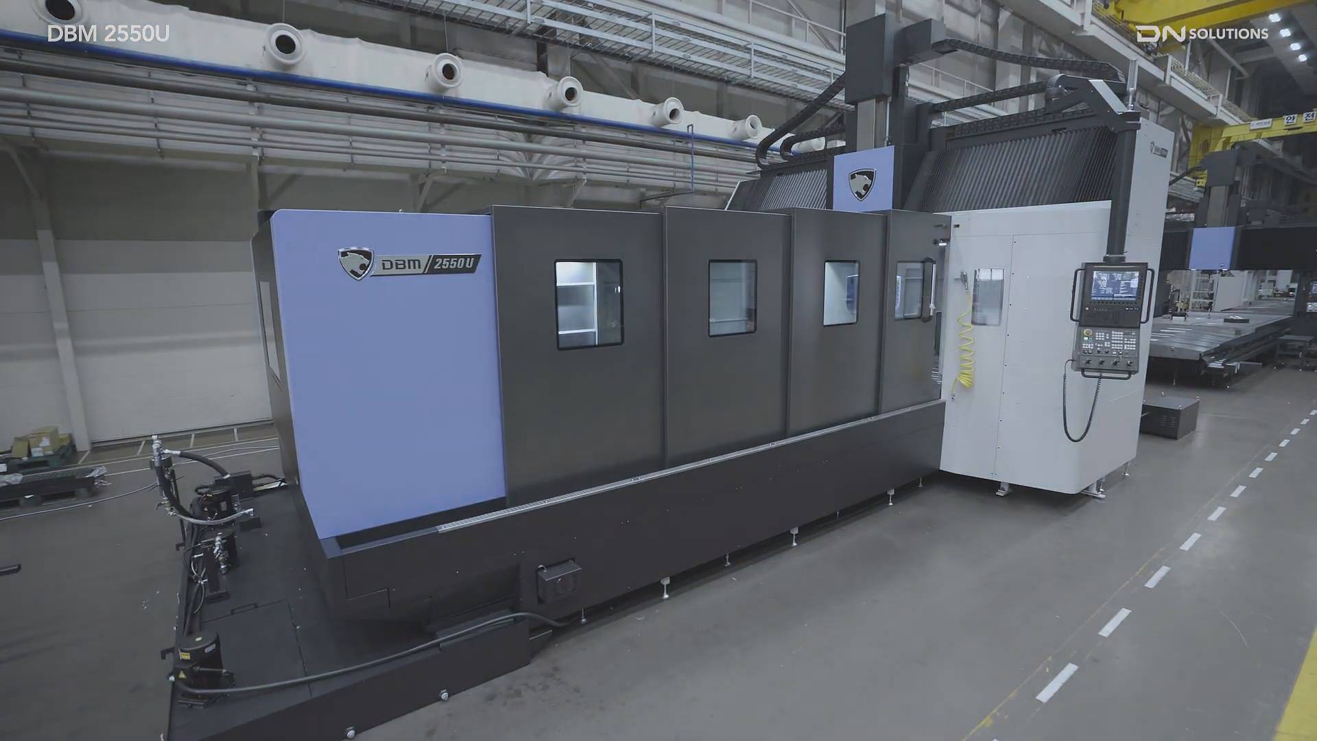 Пятиосевой портальный центр DBM 2550U DN Solutions