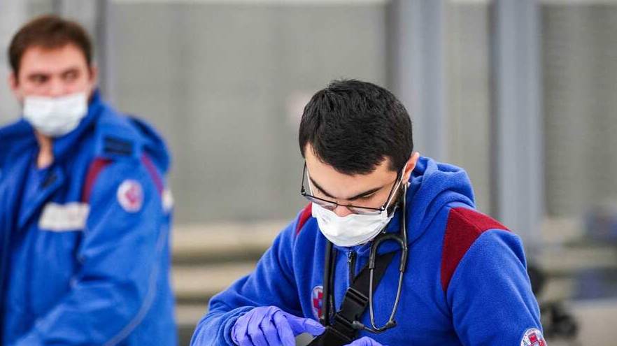 Младенец попал в реанимацию после обрезания на дому