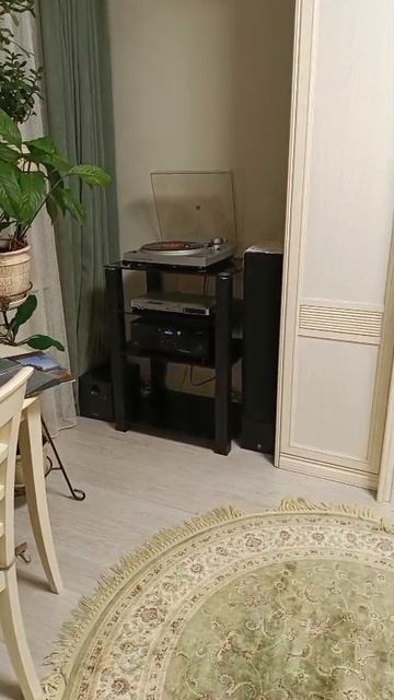стеклянная стойка для аппаратуры ТВК-4.650 по вашим размерам