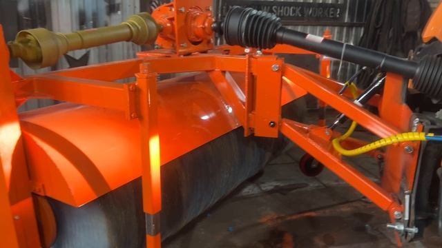 Щетка передняя механическая на Unimog U-423T от завода МосУдарник