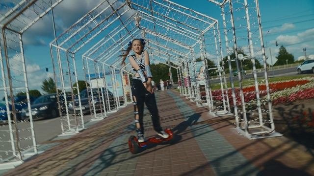 НАСТЯ ТАНЕЦ