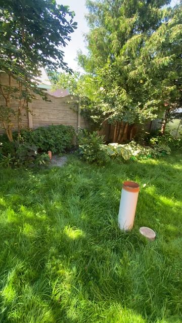 Септик (3 камеры, горизонтальный, стеклопластик), далее в фильтрующее. Максимально неудобный конфиг